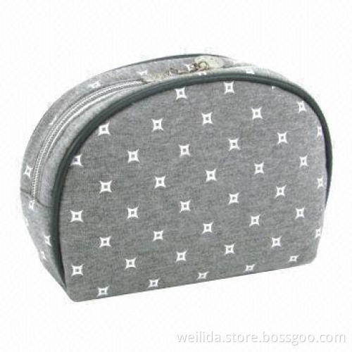 Cosmetic Bag, Customized Logos, Designs are Welcome
